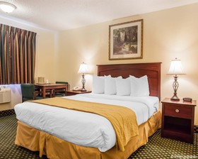 Quality Inn & Suites Toppenish - Yakima Valley
