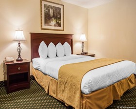 Quality Inn & Suites Toppenish - Yakima Valley