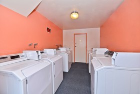 Sunrise Garden Suites