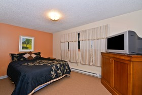 Sunrise Garden Suites