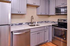 Sunrise Garden Suites