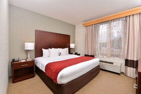 Comfort Suites Tukwila
