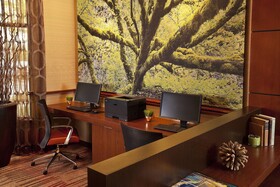Courtyard by Marriott Seattle Sea-Tac Area