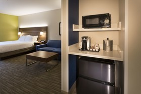 Holiday Inn Express And Suites Seattle South Tukwila