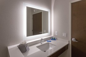 Holiday Inn Express And Suites Seattle South Tukwila
