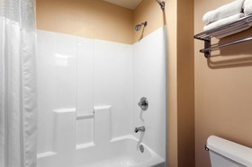 Ramada by Wyndham Seatac Airport North