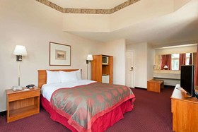 Ramada by Wyndham Seatac Airport North