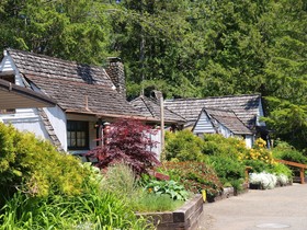 Robin Hood Village Resort