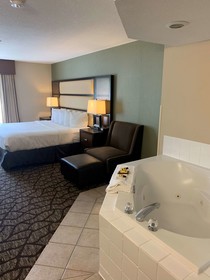 Best Western Plus Vancouver Mall Dr. Hotel & Suites