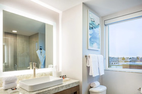 Best Western Premier Hotel At Fisher's Landing