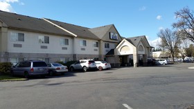 Days Inn & Suites by Wyndham Vancouver