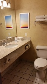 Days Inn & Suites by Wyndham Vancouver