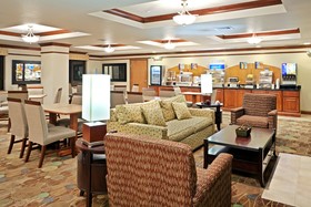 Holiday Inn Express Hotel & Suites Vancouver Mall/Portland Area
