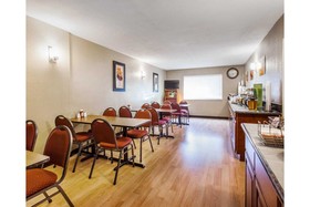 Quality Inn & Suites Vancouver North