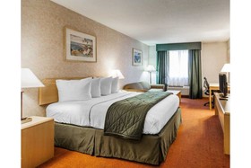 Quality Inn & Suites Vancouver North