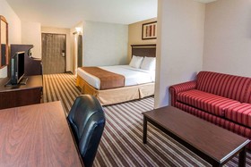 Quality Inn & Suites Vancouver North