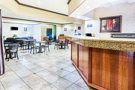 Quality Inn & Suites Vancouver North