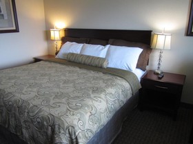 Red Lion Inn & Suites Vancouver
