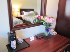 Red Lion Inn & Suites Vancouver