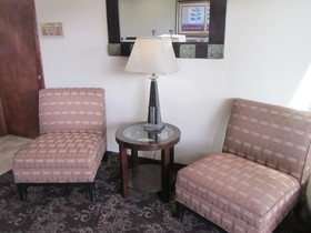 Red Lion Inn & Suites Vancouver