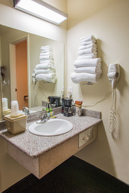 Cedars Inn