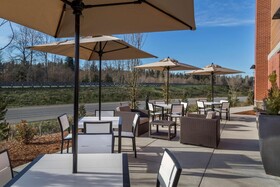 Hampton Inn & Suites-Seattle Woodinville WA