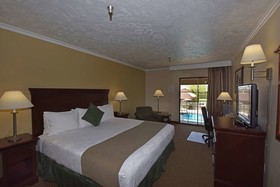 Best Western Plus Ahtanum Inn
