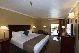Best Western Plus Ahtanum Inn