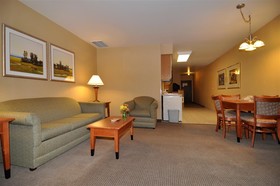 Best Western Plus Ahtanum Inn