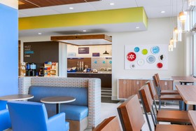 Holiday Inn Express & Suites Union Gap