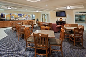 La Quinta Inn & Suites by Wyndham Yakima Downtown