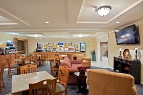 La Quinta Inn & Suites by Wyndham Yakima Downtown