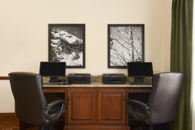 Country Inn & Suites by Radisson, Beckley, WV