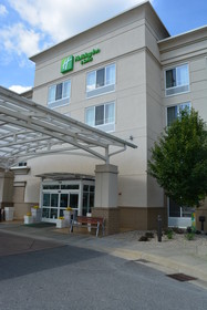 Holiday Inn & Suites Beckley