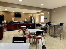 Microtel Inn & Suites by Wyndham Charleston WV