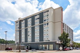 Suburban Studios Charleston - Civic Center