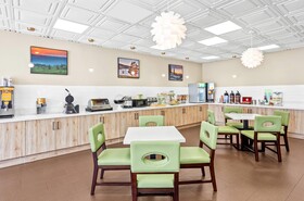 Suburban Studios Charleston - Civic Center