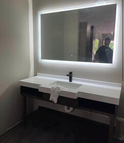 Luxor Inn & Suites, a Travelodge by Wyndham