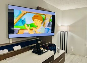 Luxor Inn & Suites, a Travelodge by Wyndham