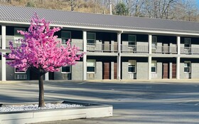 Luxor Inn & Suites, a Travelodge by Wyndham