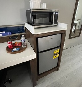 Luxor Inn & Suites, a Travelodge by Wyndham