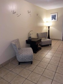 APM Inn & Suites