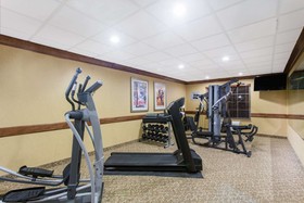 Best Western Plus Appleton Airport/Mall Hotel