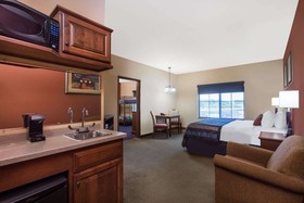 Best Western Plus Appleton Airport/Mall Hotel