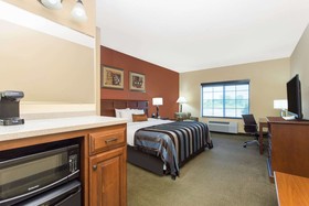 Best Western Plus Appleton Airport/Mall Hotel