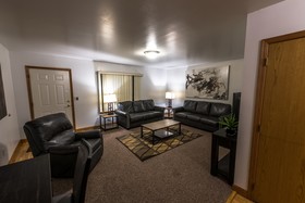 Draft Horse Inn & Suites