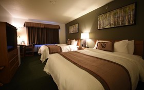 Draft Horse Inn & Suites