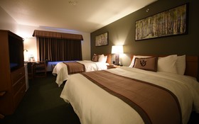 Draft Horse Inn & Suites