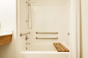 Super 8 by Wyndham Ashland