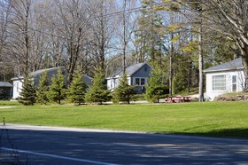 Baileys Sunset Motel and Cottages